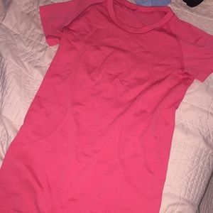 Lululemon Pink Short Sleeve Shirt Size 4